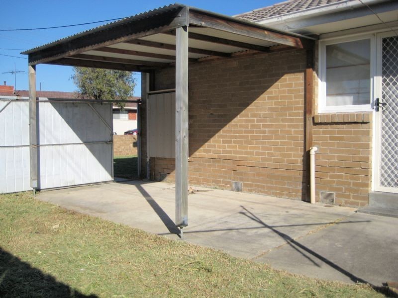 1/16 CLIVE ST, Springvale VIC 3171