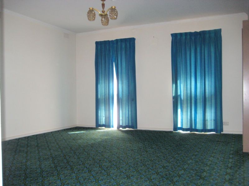 20 COCHRANE AVE, Keysborough VIC 3173