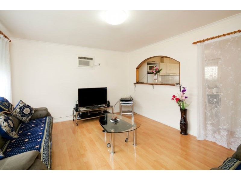 1/157 GLADSTONE RD, Dandenong North VIC 3175