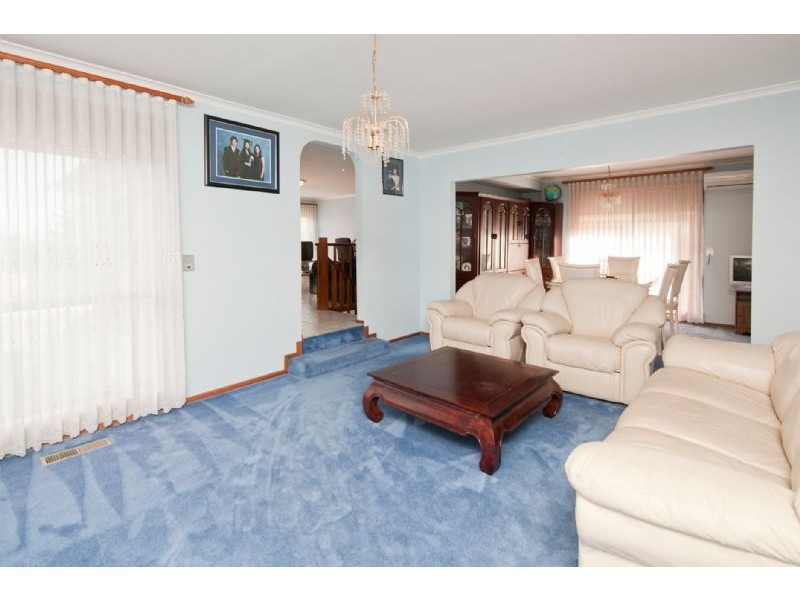 107 BRADY RD, Dandenong North VIC 3175