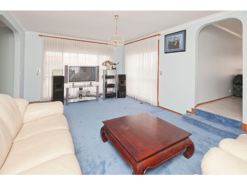 107 BRADY RD, Dandenong North VIC 3175