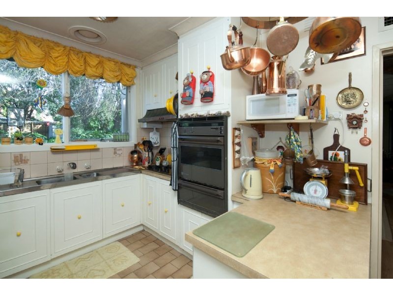 311 STUD RD, Dandenong North VIC 3175