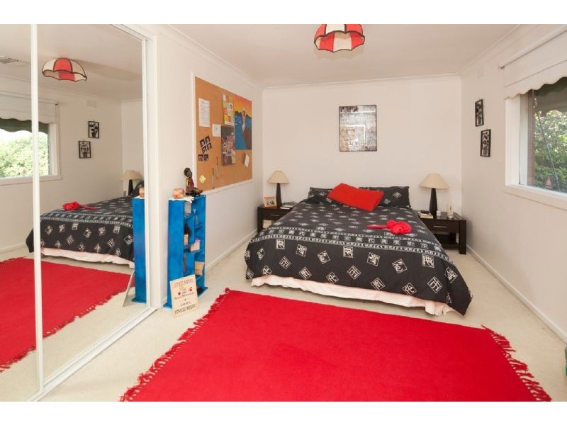 311 STUD RD, Dandenong North VIC 3175