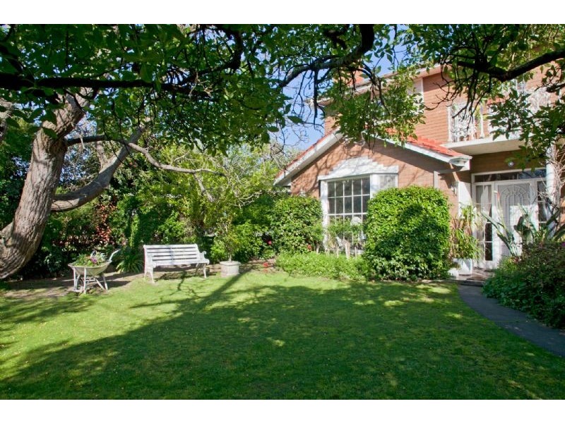 311 STUD RD, Dandenong North VIC 3175