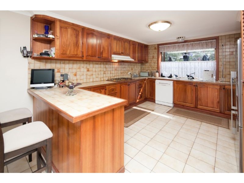 38 BELLBROOK DVE, Dandenong North VIC 3175