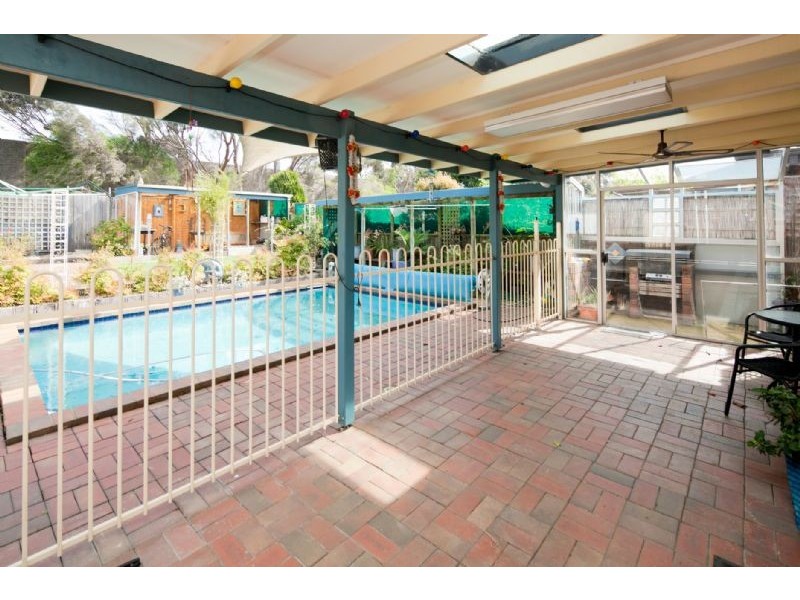 38 BELLBROOK DVE, Dandenong North VIC 3175