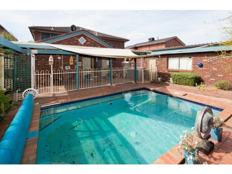 38 BELLBROOK DVE, Dandenong North VIC 3175