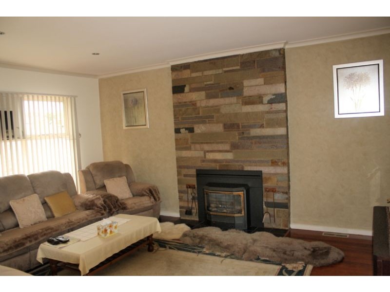 18 GRACE AVE, Dandenong VIC 3175