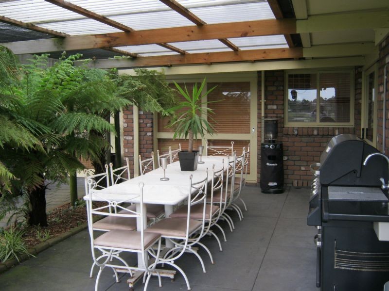 147 Outlook Drive, Dandenong North VIC 3175