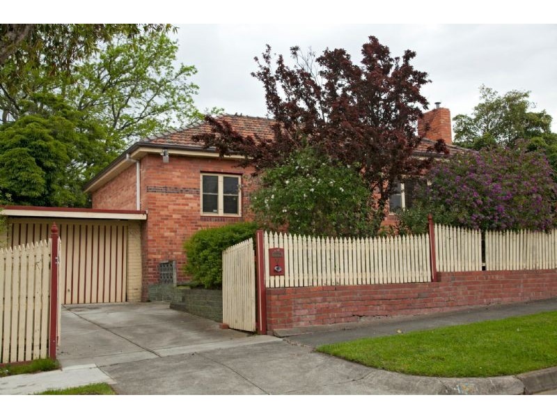 16 PURDY AVE, Dandenong VIC 3175
