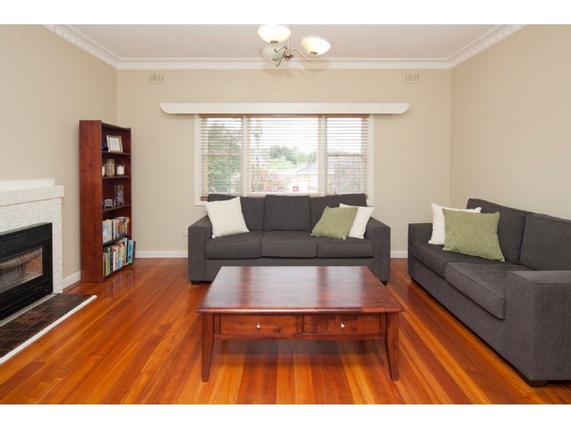 16 PURDY AVE, Dandenong VIC 3175