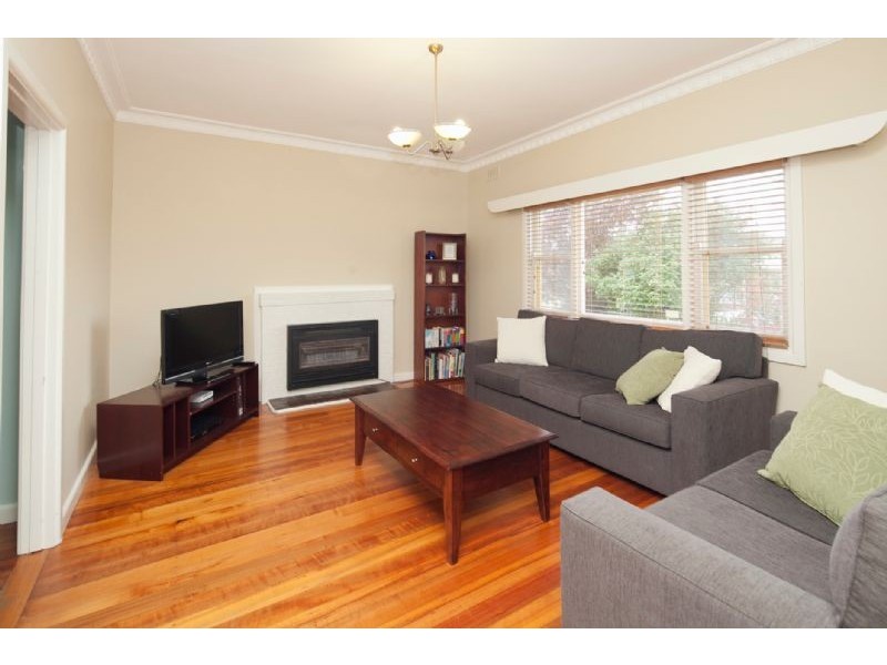16 PURDY AVE, Dandenong VIC 3175