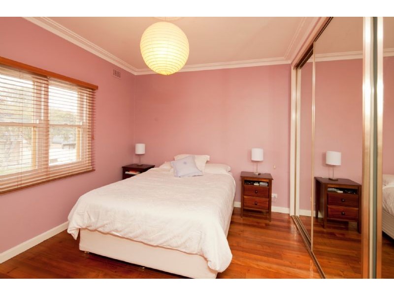 16 PURDY AVE, Dandenong VIC 3175