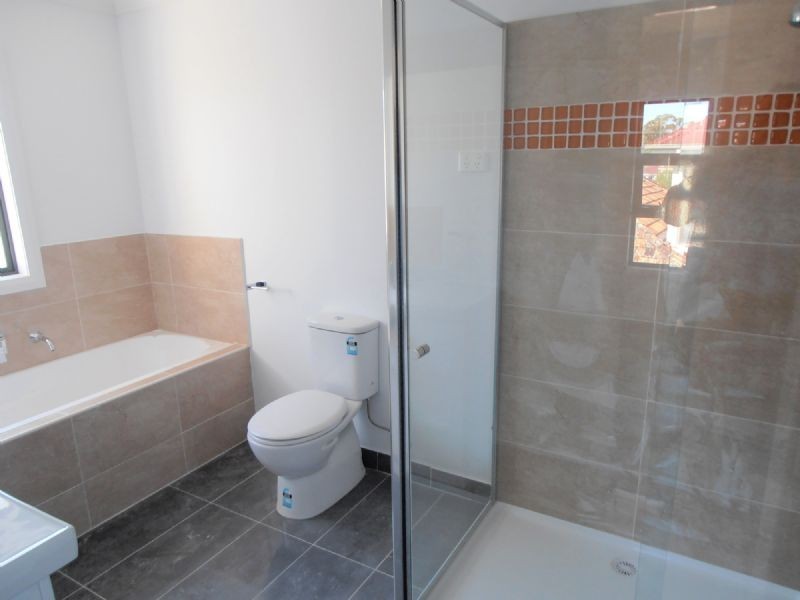 2/7 SEVENTH AVE, Dandenong VIC 3175
