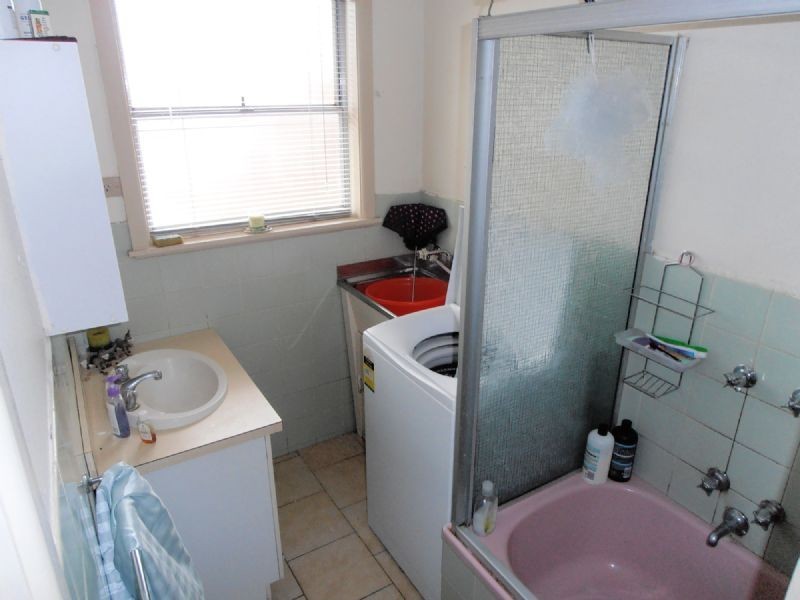 5/44 HEMMINGS ST, Dandenong VIC 3175