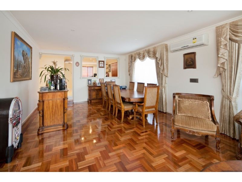 1 SHERWOOD CRESCENT, Dandenong North VIC 3175