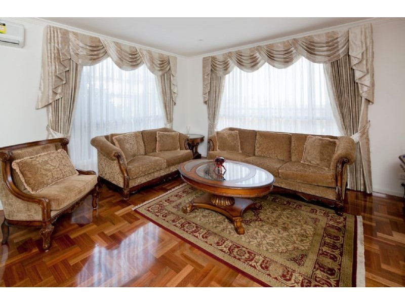 1 SHERWOOD CRESCENT, Dandenong North VIC 3175