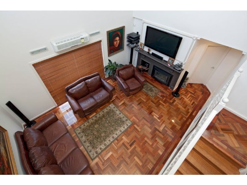 1 SHERWOOD CRESCENT, Dandenong North VIC 3175