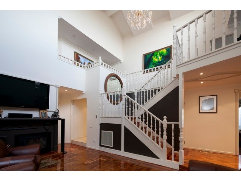 1 SHERWOOD CRESCENT, Dandenong North VIC 3175