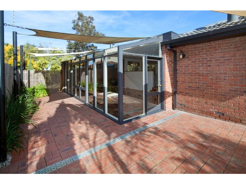 9 SEARLE COURT, Dandenong North VIC 3175