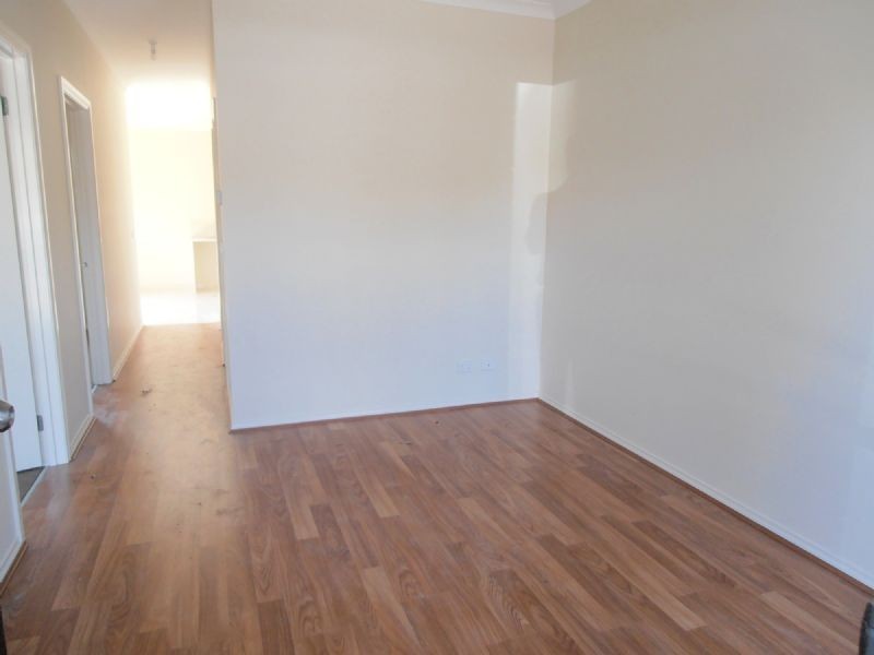 6 CARROLL AVE, Dandenong VIC 3175