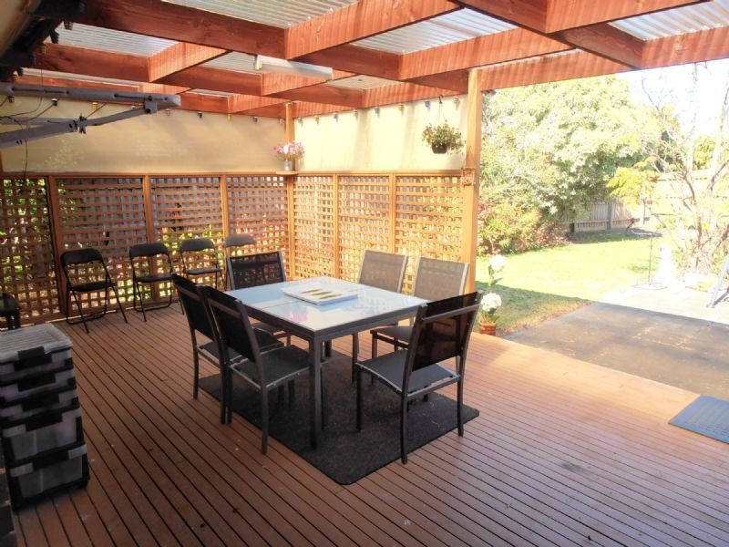 5 DALRY CLOSE, Endeavour Hills VIC 3802