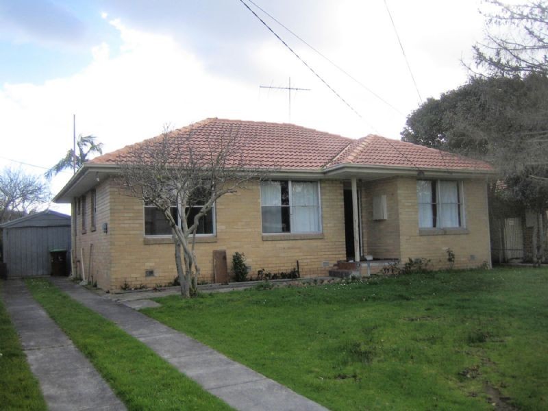 46 CRIMSON DRIVE, Doveton VIC 3177