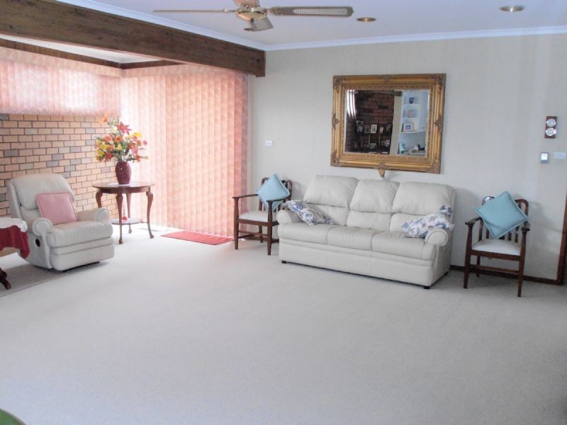 111 BRADY RD, Dandenong North VIC 3175