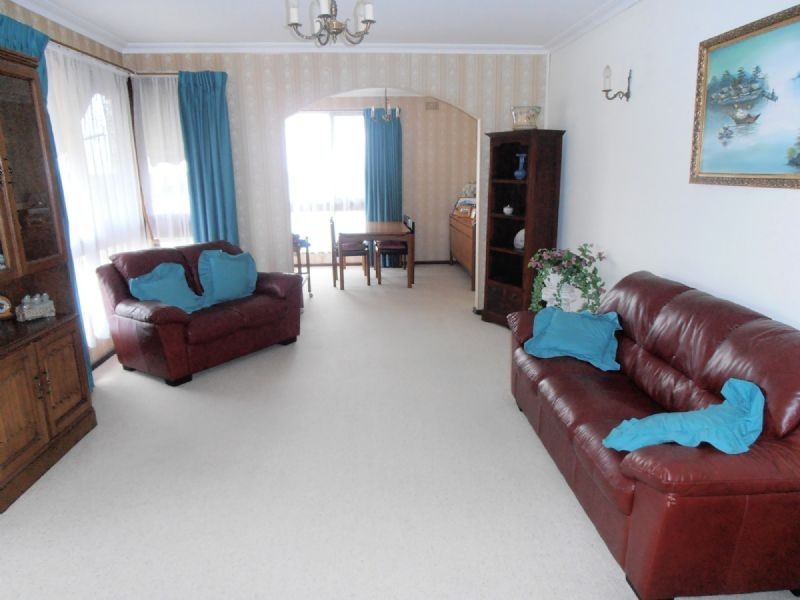 111 BRADY RD, Dandenong North VIC 3175