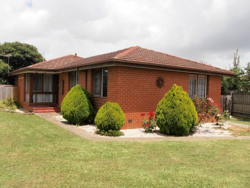 9 PUFFIN CRT, Endeavour Hills VIC 3802