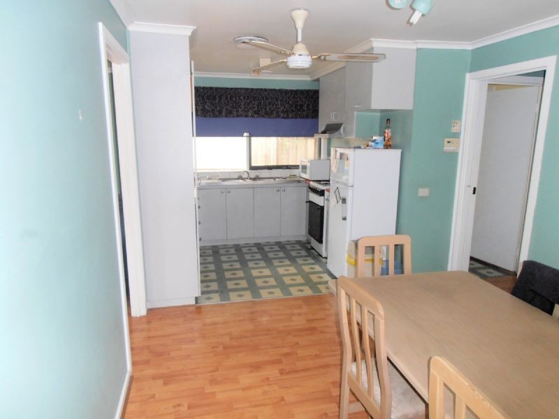 1 KENNINGTON PARK DVE, Endeavour Hills VIC 3802
