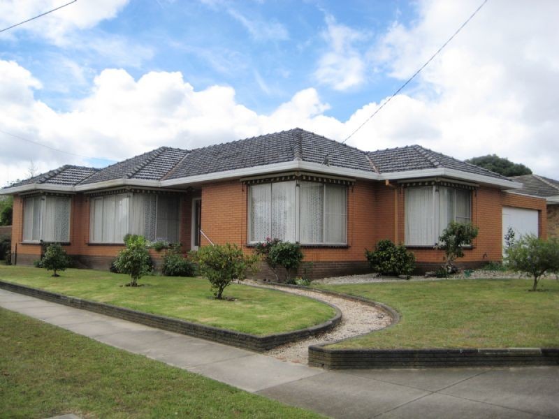 9 INGRID STREET, Dandenong VIC 3175