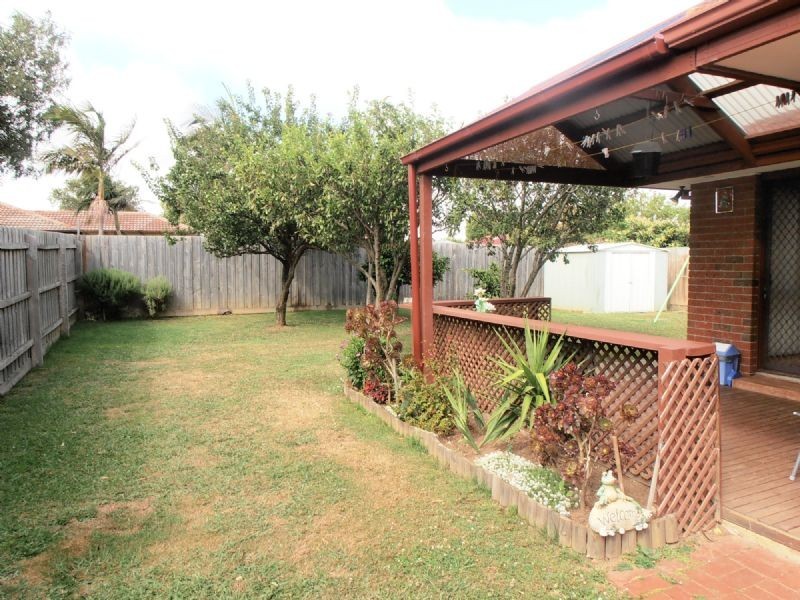 10 MUELLER CRT, Endeavour Hills VIC 3802