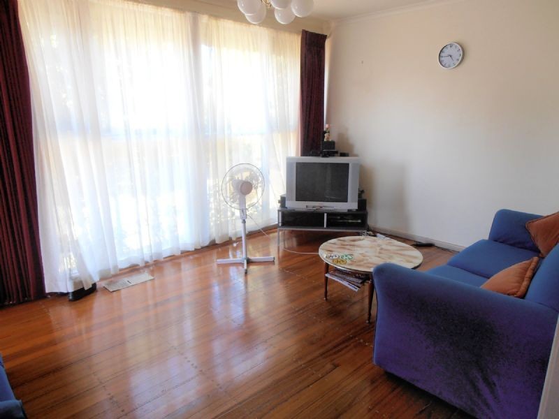 30 MOLLISON STREET, Dandenong North VIC 3175