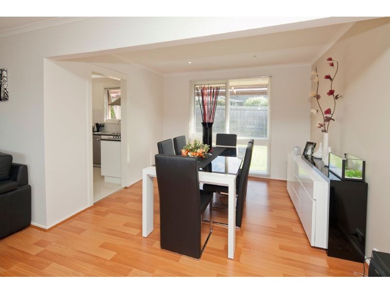 39 SURREY ROAD, Dandenong North VIC 3175