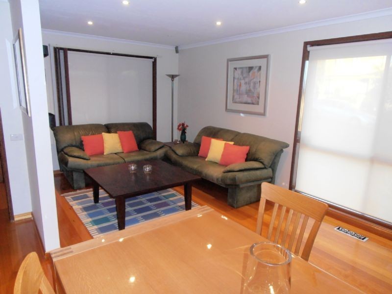 2/116 BRADY ROAD, Dandenong North VIC 3175