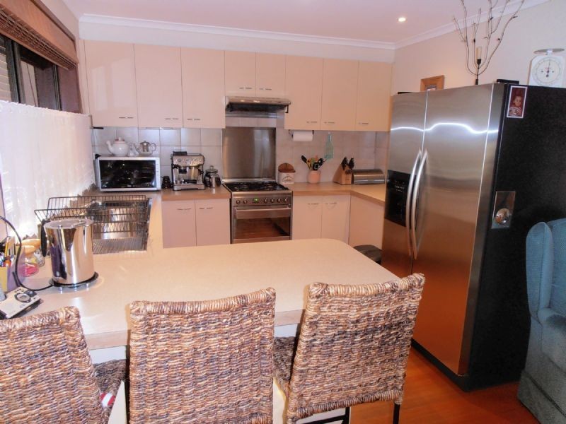 2/116 BRADY ROAD, Dandenong North VIC 3175