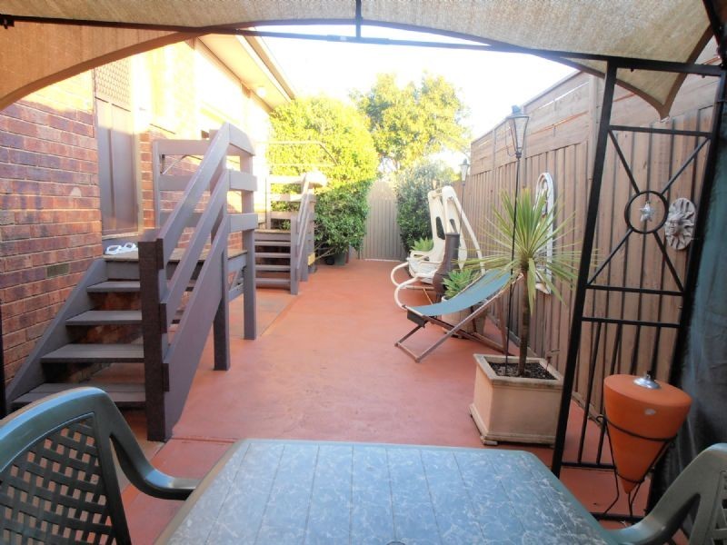 2/116 BRADY ROAD, Dandenong North VIC 3175