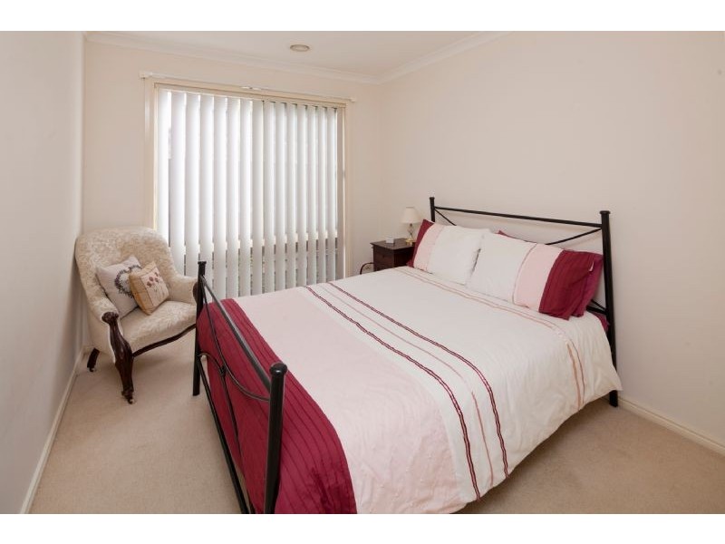 2/1202 HEATHERTON ROAD, Noble Park VIC 3174