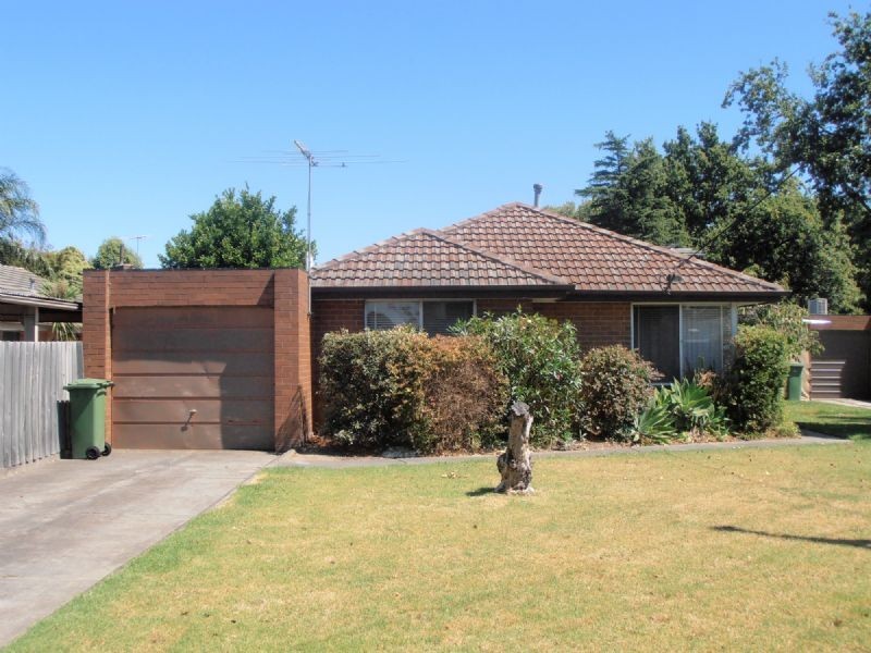 1/90 CLOW ST, Dandenong VIC 3175