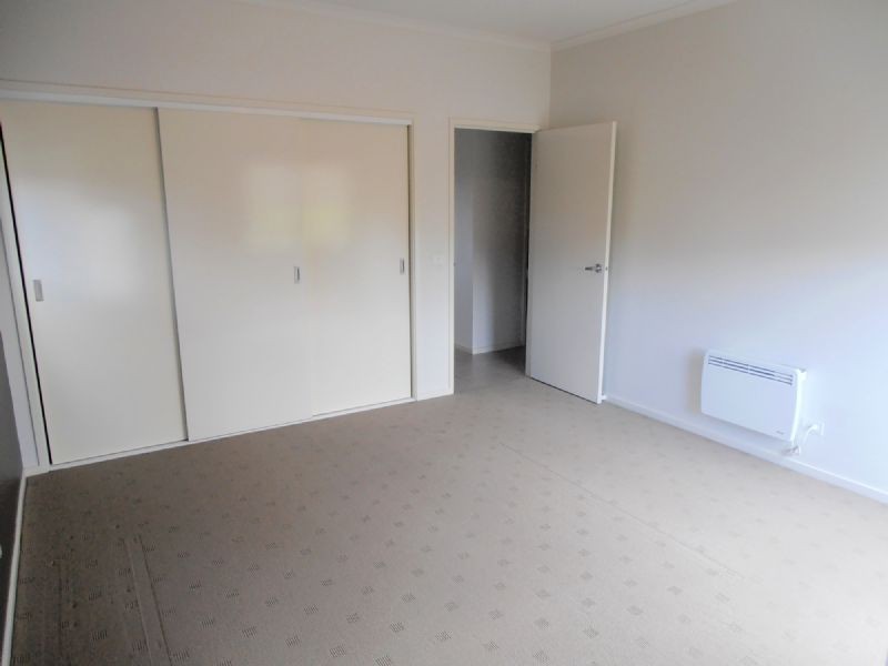 107A KENEALLY ST, Dandenong VIC 3175