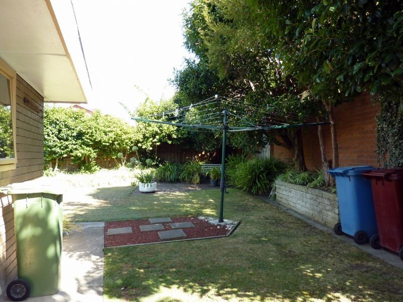 111 BRADY RD, Dandenong North VIC 3175
