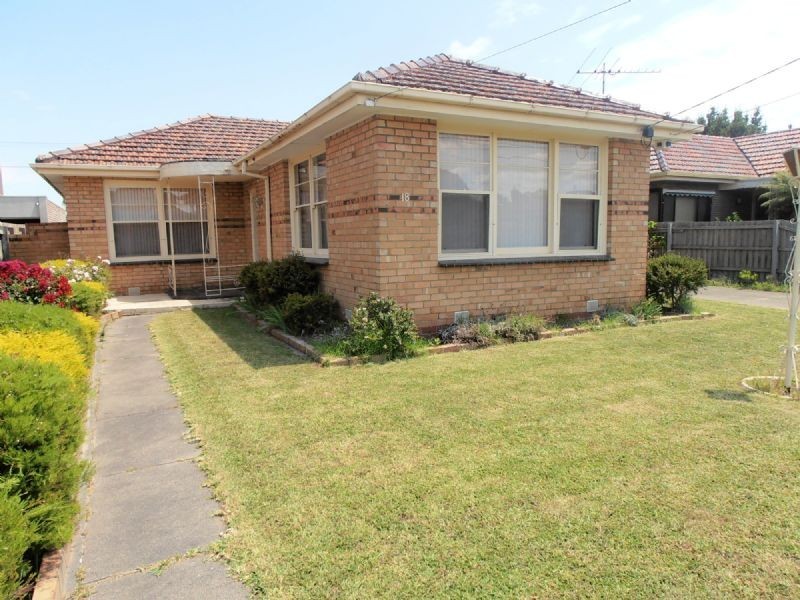 18 BULONG ST, Dandenong VIC 3175