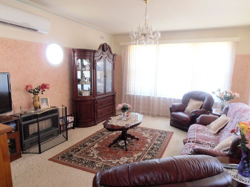 18 BULONG ST, Dandenong VIC 3175