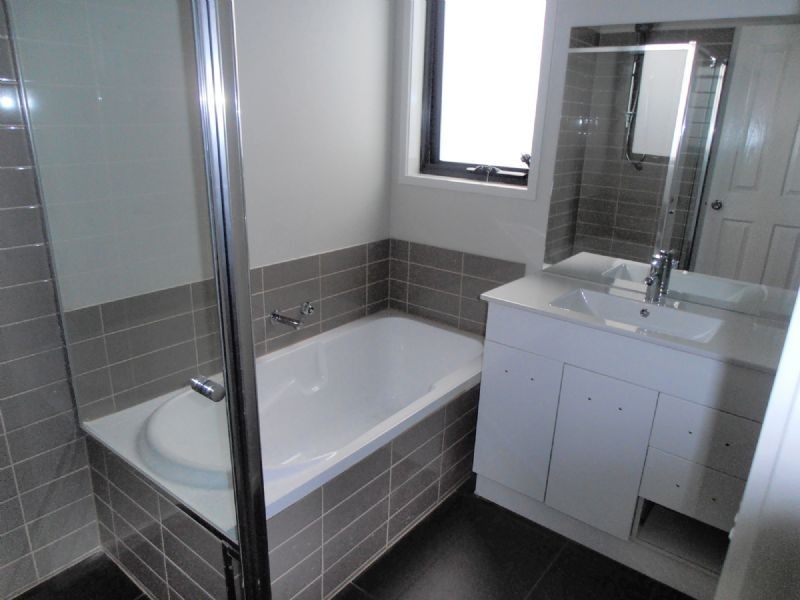 3/9 GOLDLANG STREET, Dandenong VIC 3175