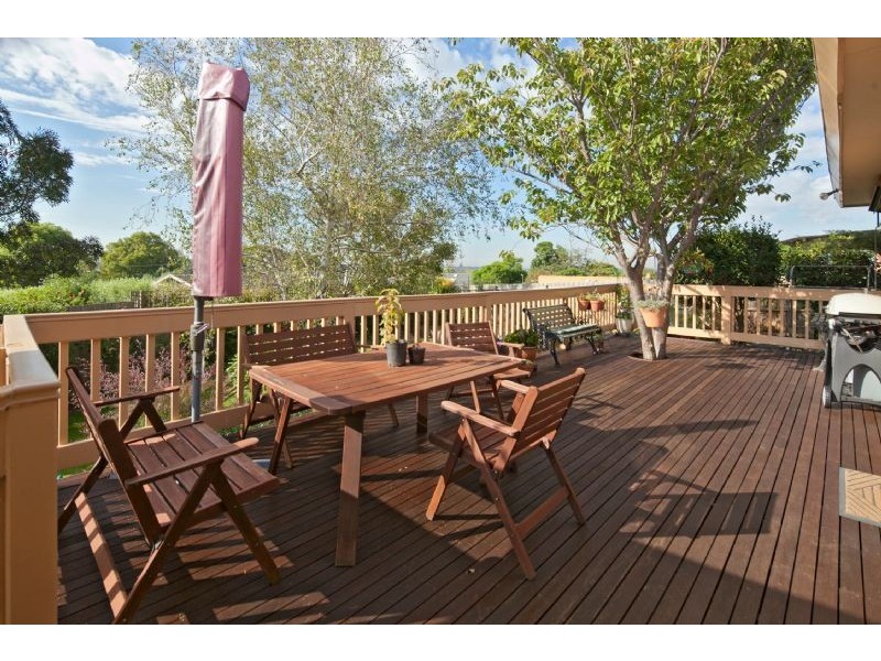 10 SOMERSET DVE, Dandenong North VIC 3175