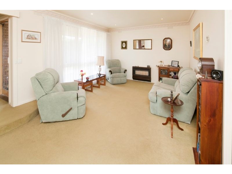 10 SOMERSET DVE, Dandenong North VIC 3175