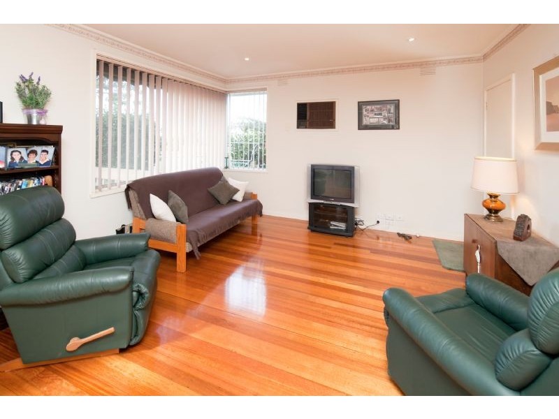 10 SOMERSET DVE, Dandenong North VIC 3175