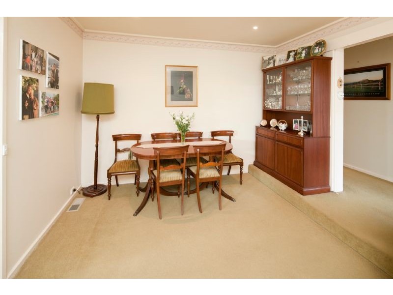 10 SOMERSET DVE, Dandenong North VIC 3175