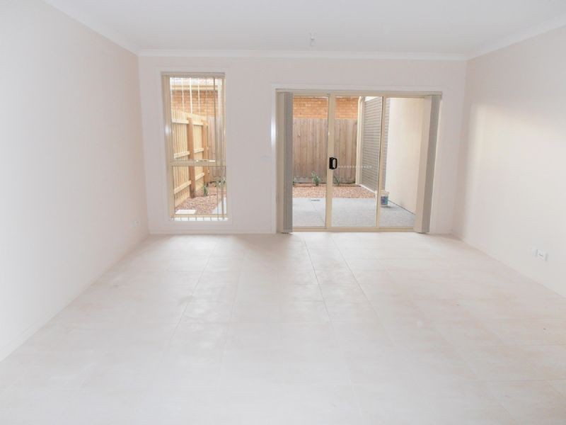 1/16 BULONG STREET, Dandenong VIC 3175